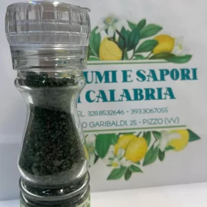 Condimento alimentare a base di sale basilico